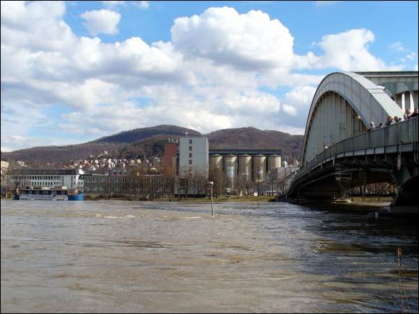 Benev most - Povodn - st nad Labem - Povode Labe