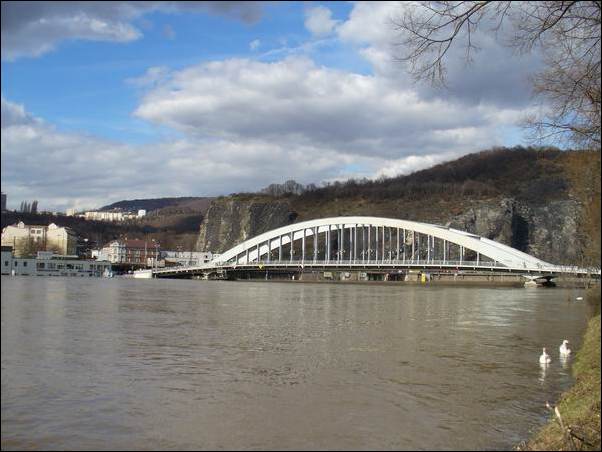 Benev most - Povodn - st nad Labem - Povode Labe